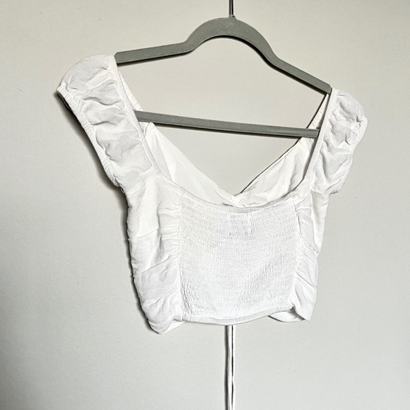 Princess Polly Darshan Top White Center Ruching Puff Sleeve Crop Top US 2 - Picture 5 of 9